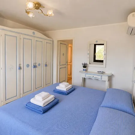 Sea View With Pool Two Bedroom Casa vacanze Baja Sardinia