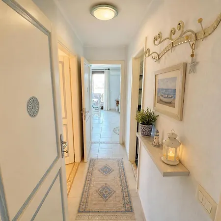Vakantiehuis Sea View With Pool Two Bedroom *