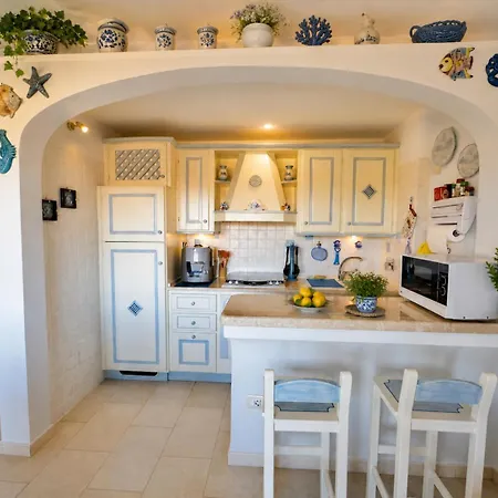 B&w Sea View Two Bedroom With Pool Near The בית נופש באיה סרדיניה