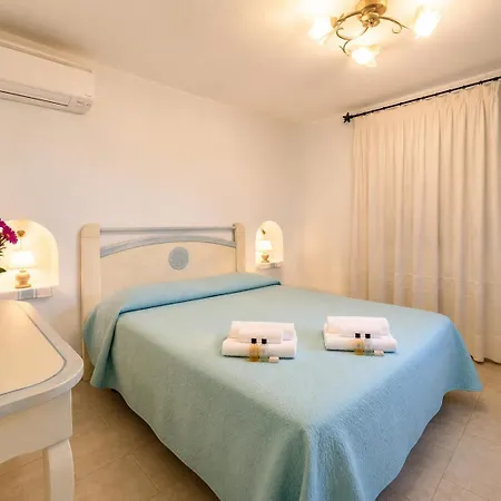B&w Sea View Two Bedroom With Pool Near The *