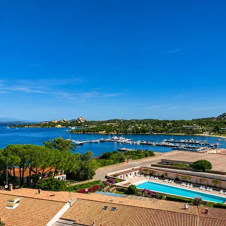 B&w Sea View Two Bedroom With Pool Near The