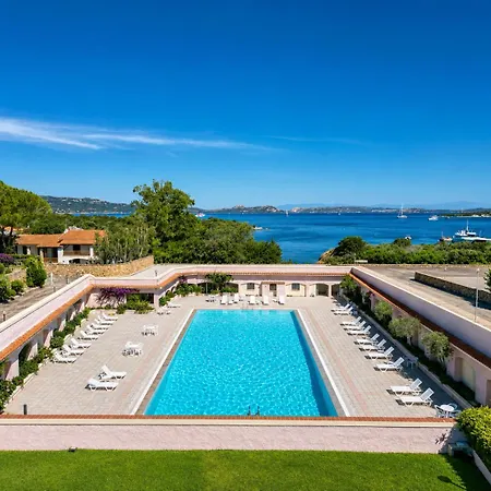 B&w Sea View Two Bedroom With Pool Near The * バージャ・サルディニア