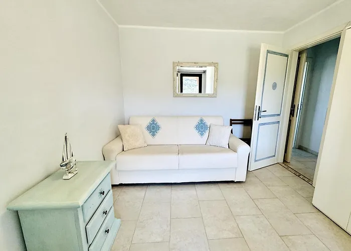 度假居 Blue & White Sea View *